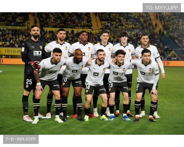 西甲新赛季战火重燃：豪门争霸与新势力崛起引爆激烈对决