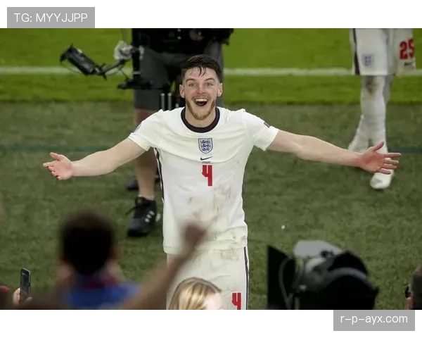 赖斯:从新星到顶级中场的荣誉与成长轨迹解析