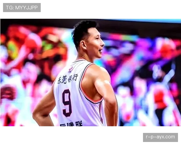 易建联晒鞋，一双能顶我一个月房贷