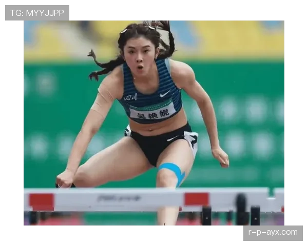 吴艳妮赛前喝的不是水，是冰美式兑蛋白粉？