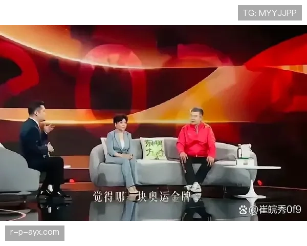 邓亚萍的家里居然比她赢球还拼，光健身设备就能开健身房了吧？